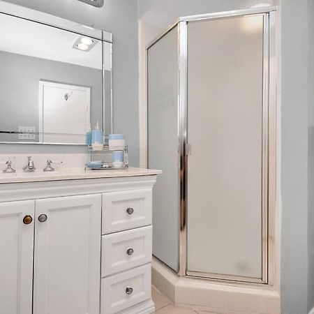 Double Master Suites Condo Near Med Ctr, Nrg Arena 2 Houston Exterior photo