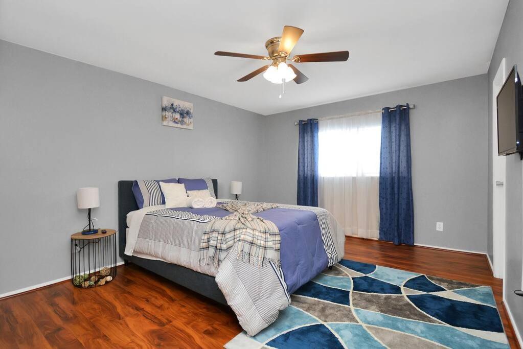 Double Master Suites Condo Near Med Ctr, Nrg Arena 2 Houston Exterior photo